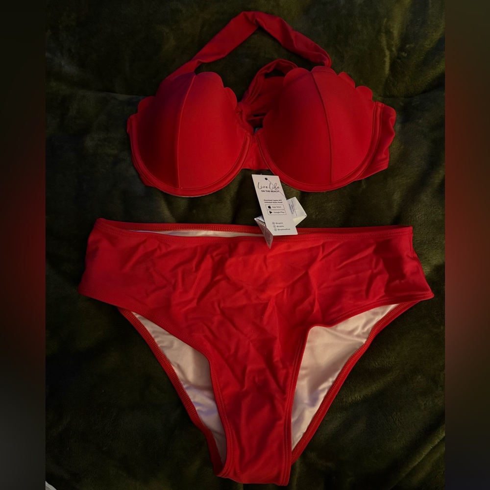 Cupshe Red Scalloped Bikini Set